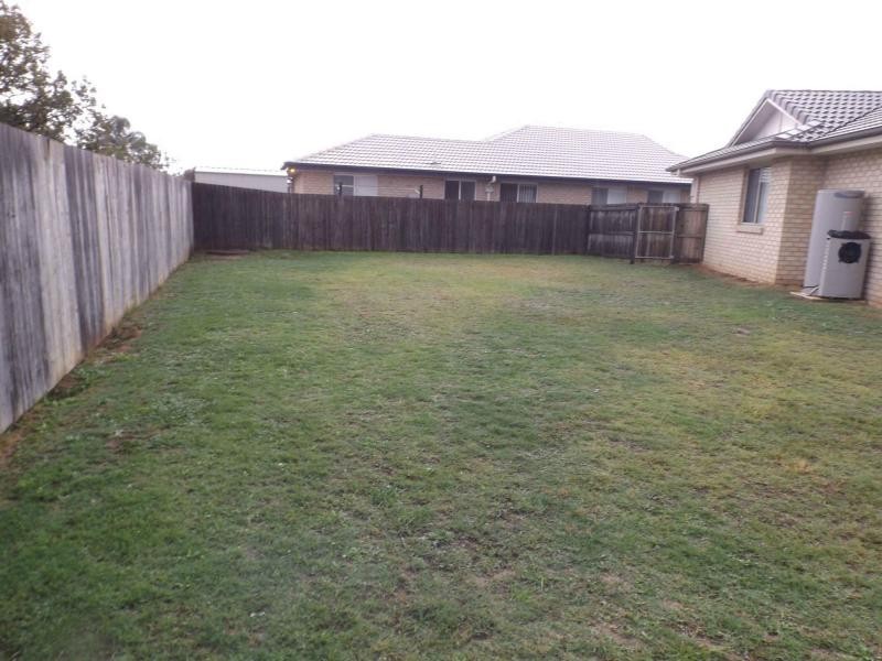 18 Ridgeview Road, Warwick QLD 4370