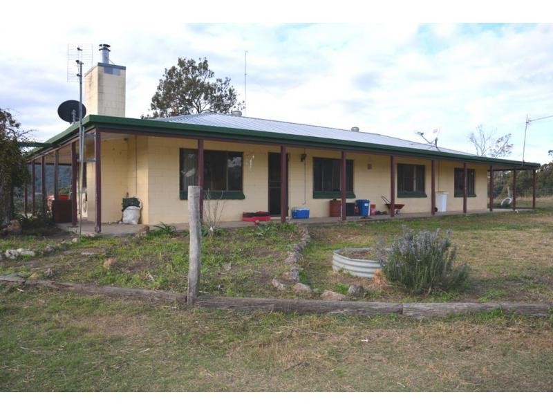 458 Blakes, Silverwood QLD 4370