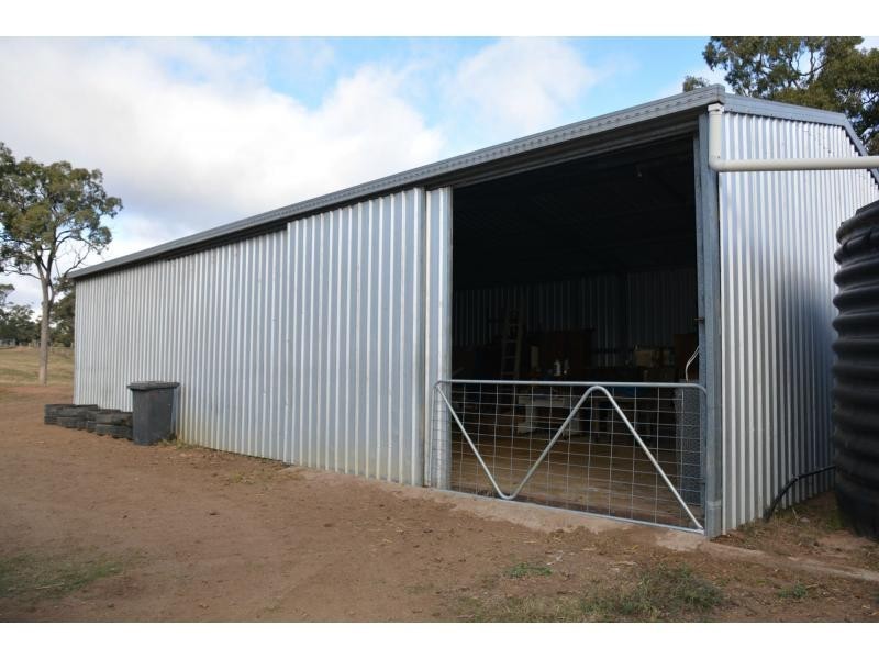 458 Blakes, Silverwood QLD 4370