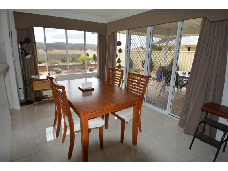 6 Coulsell Street, Warwick QLD 4370