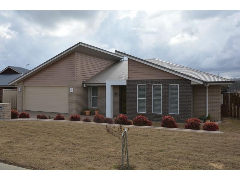 6 Coulsell Street, Warwick QLD 4370