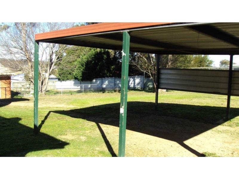 32 Furness Crescent, Warwick QLD 4370