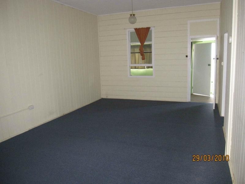 31 Gore Street, Warwick QLD 4370