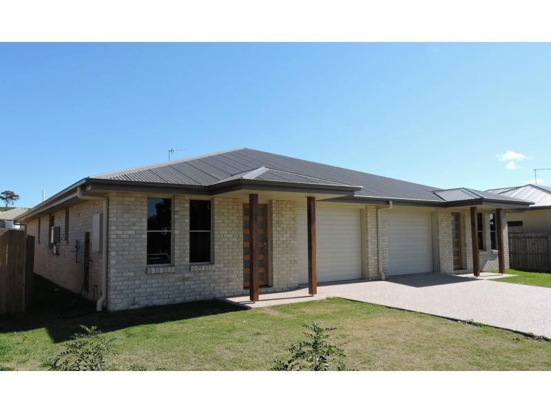 1 & 2/105 Tooth Street, Rosenthal Heights QLD 4370