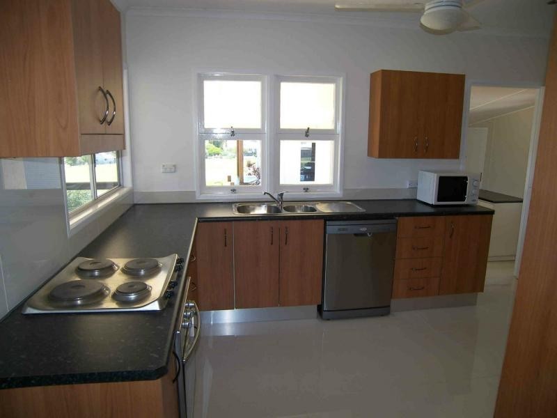 39 Vanneck Street, Yangan QLD 4371