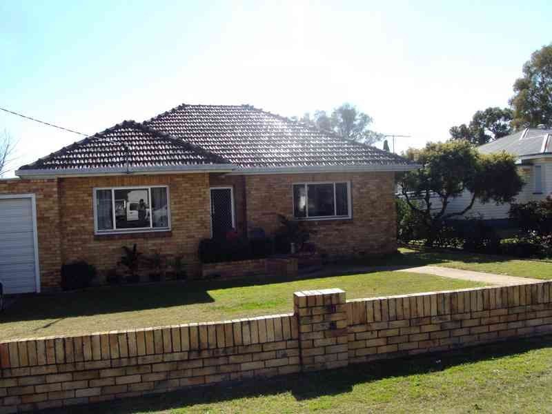 155 Wood Street, Warwick QLD 4370
