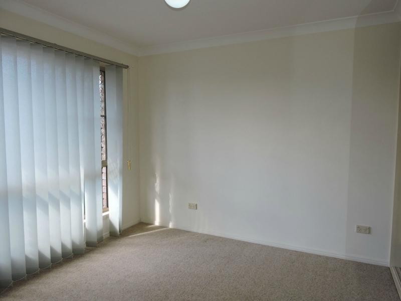 Unit 1/6 Barth Street, Warwick QLD 4370