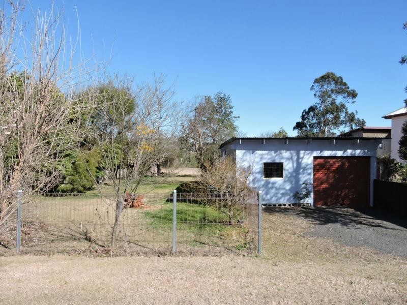 5 Bakon Street, Warwick QLD 4370