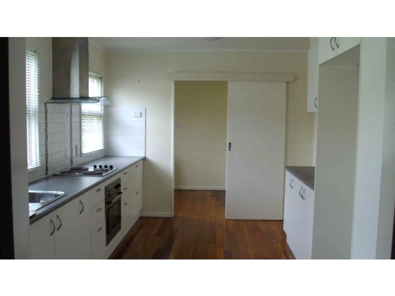 31 Clowes Crescent, Warwick QLD 4370