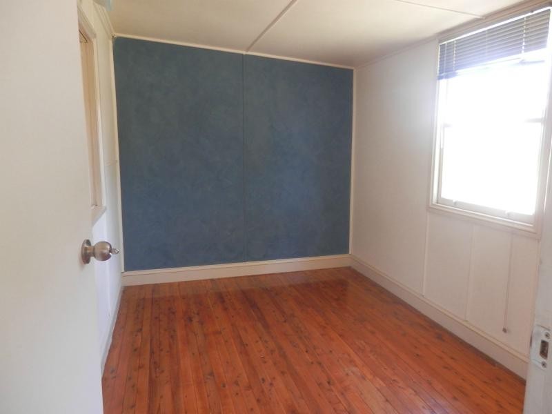 8 Glencoe Street, Warwick QLD 4370