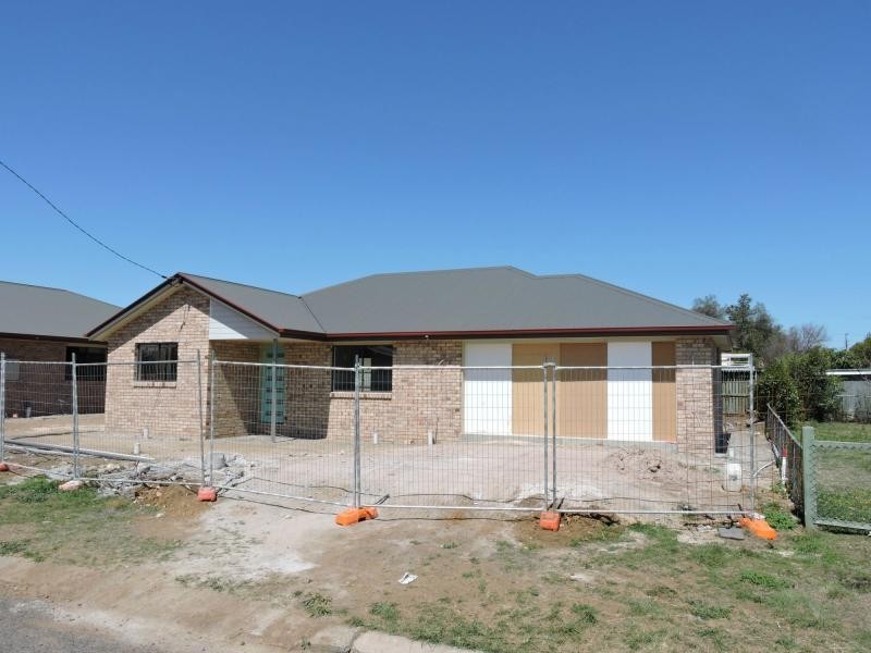 2B Market Square, Warwick QLD 4370