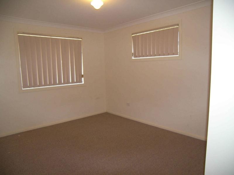 2/4 Kidman Drive, Warwick QLD 4370