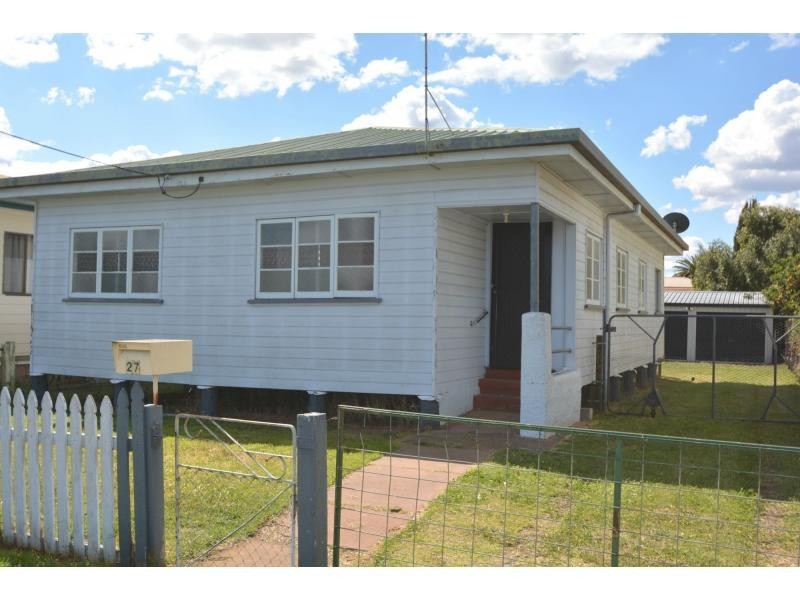 27 Albert Street, Warwick QLD 4370