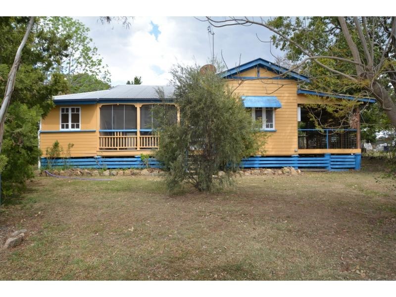 98 Willi Street, Rosenthal Heights QLD 4370