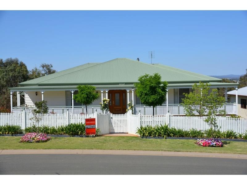 9 Rodeo Drive, Warwick QLD 4370