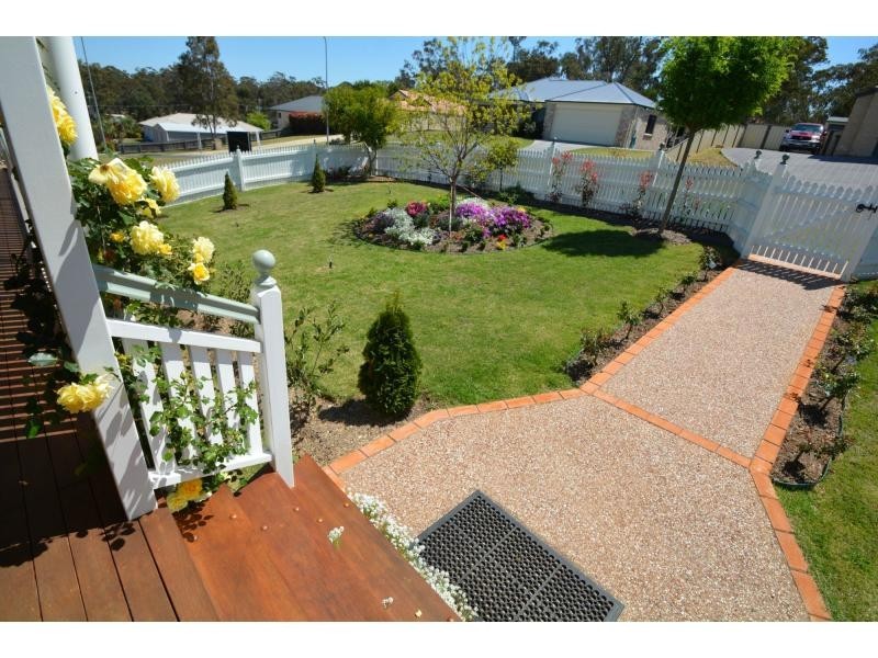 9 Rodeo Drive, Warwick QLD 4370