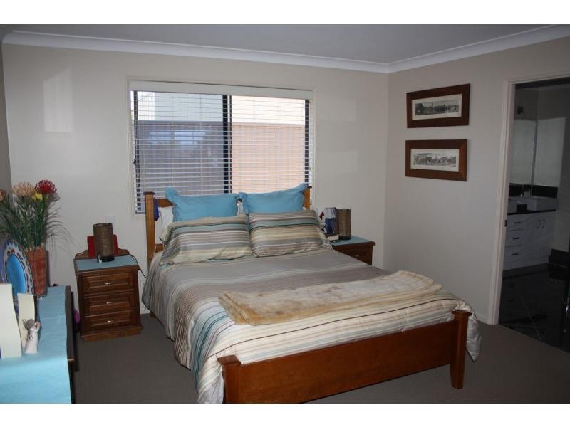 37 Lyons Crescent, Warwick QLD 4370