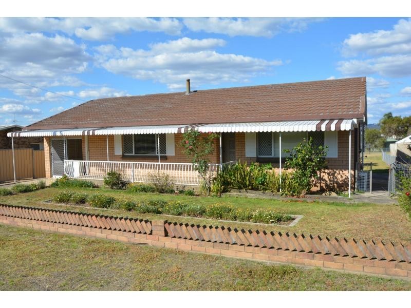 12 Redgwell Street, Warwick QLD 4370
