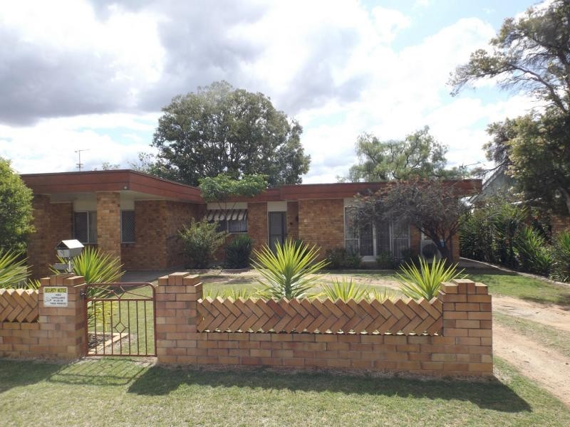9 Sterne Street, Warwick QLD 4370