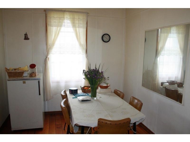 4 Drayton Street, Allora QLD 4362