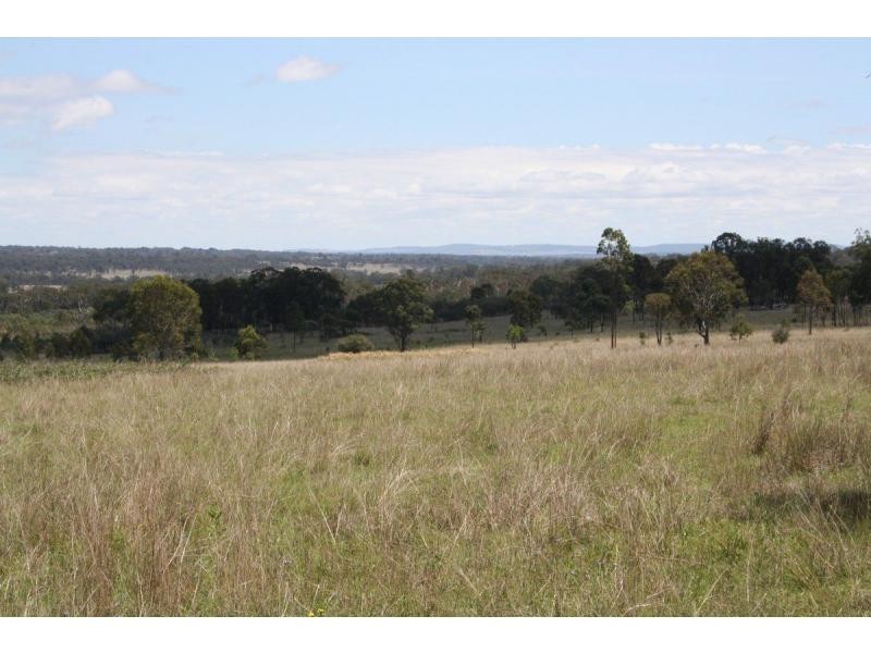 195 Ravenscroft, Elbow Valley QLD 4370