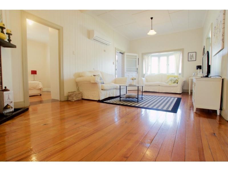 64 Wantley Street, Warwick QLD 4370