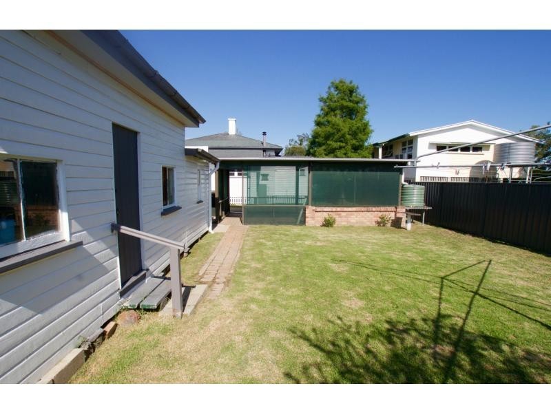 64 Wantley Street, Warwick QLD 4370