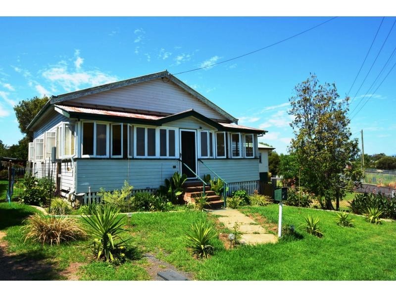 71 Stewart Avenue, Warwick QLD 4370