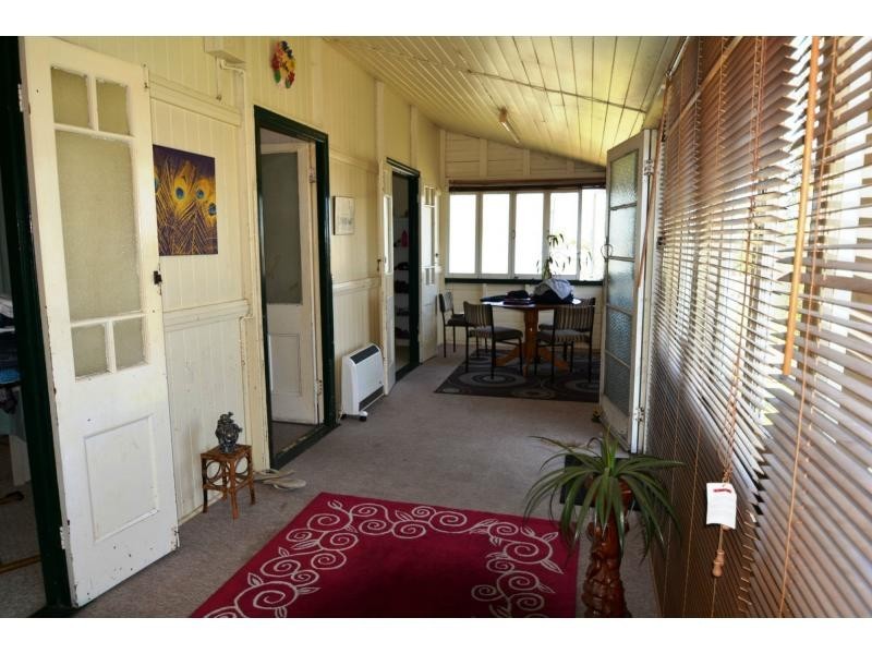 71 Stewart Avenue, Warwick QLD 4370