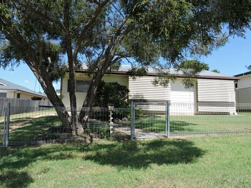 8 Obrien Street, Warwick QLD 4370