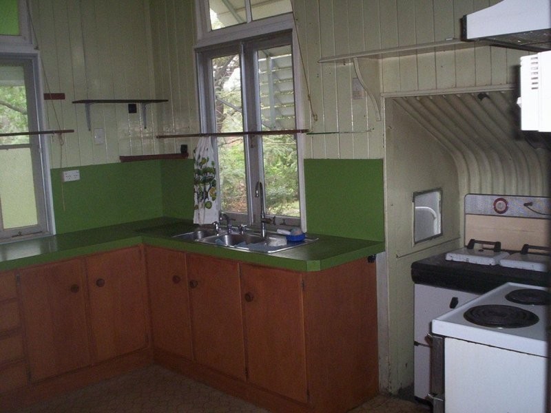 63 Lyons Street, Warwick QLD 4370