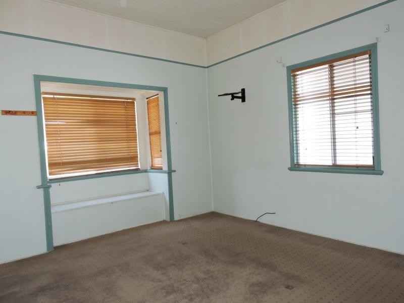 5 Wood Street, Warwick QLD 4370