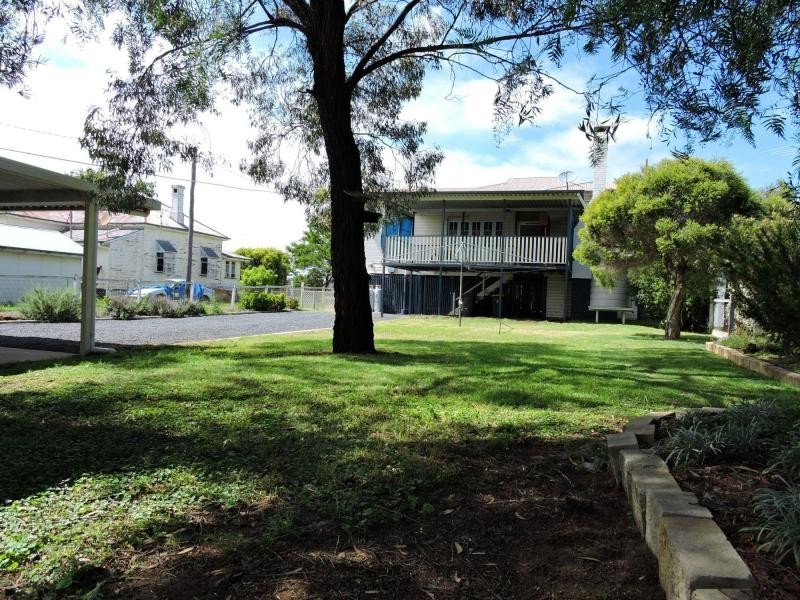 5 Wood Street, Warwick QLD 4370