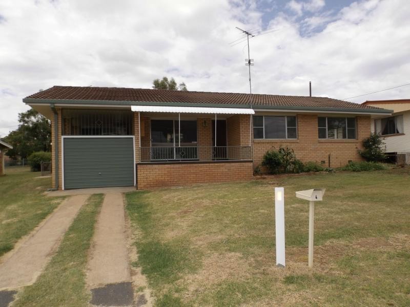 4 Evenden Street, Warwick QLD 4370