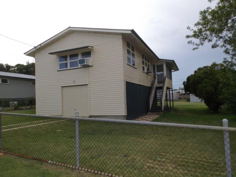 17 Clowes Crescent, Warwick QLD 4370