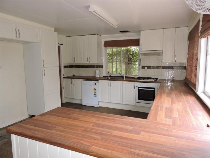 22 Crothers Road, Massie QLD 4370