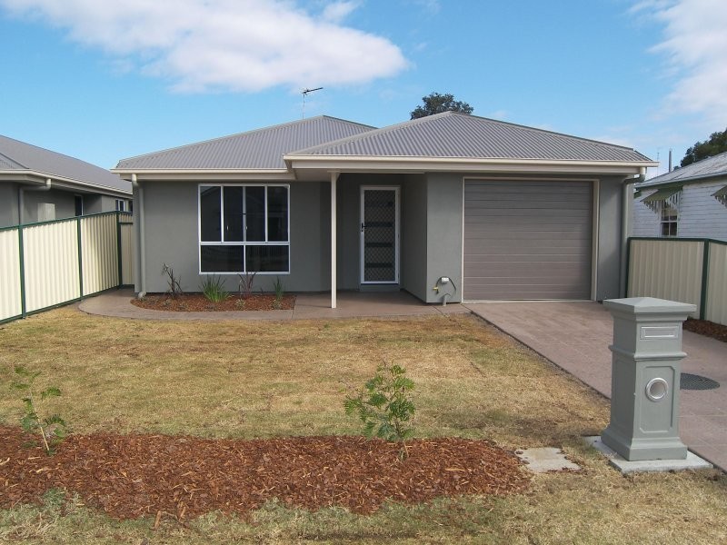 8/19 Myall Avenue, Warwick QLD 4370