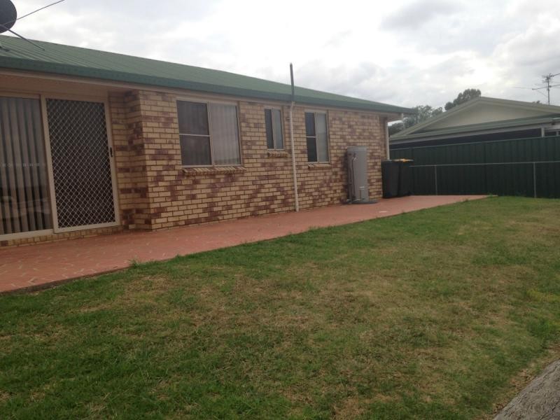 33 Walker Street, Warwick QLD 4370