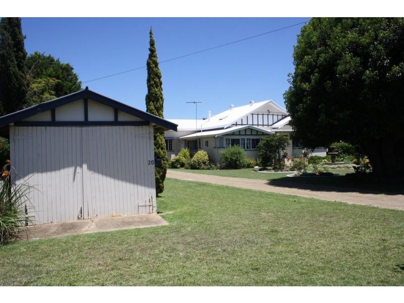 20 Forde Street, Allora QLD 4362