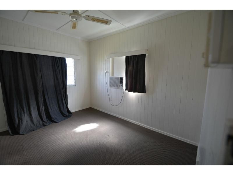 27 Albert Street, Warwick QLD 4370