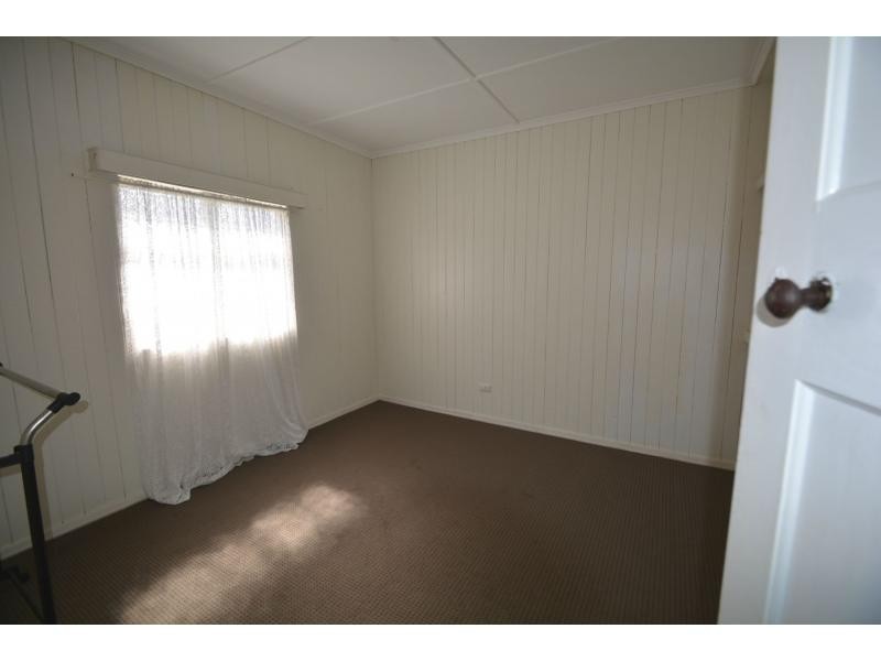 27 Albert Street, Warwick QLD 4370