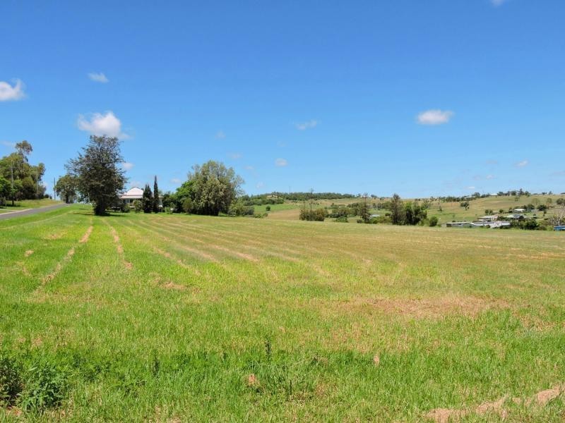 70 Diery Street, Rosenthal Heights QLD 4370