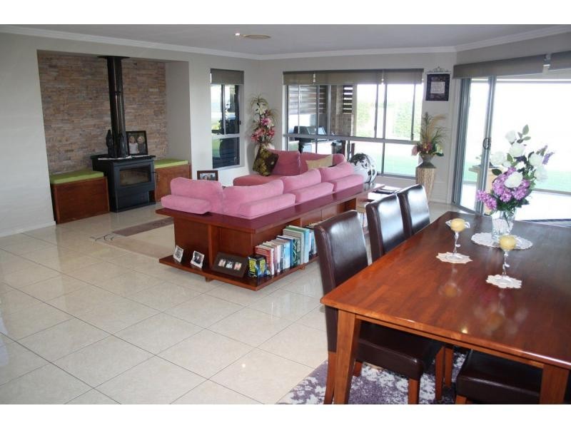 16 Kalinda Rise, Sladevale QLD 4370