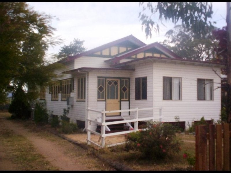 12C Locke Street, Warwick QLD 4370