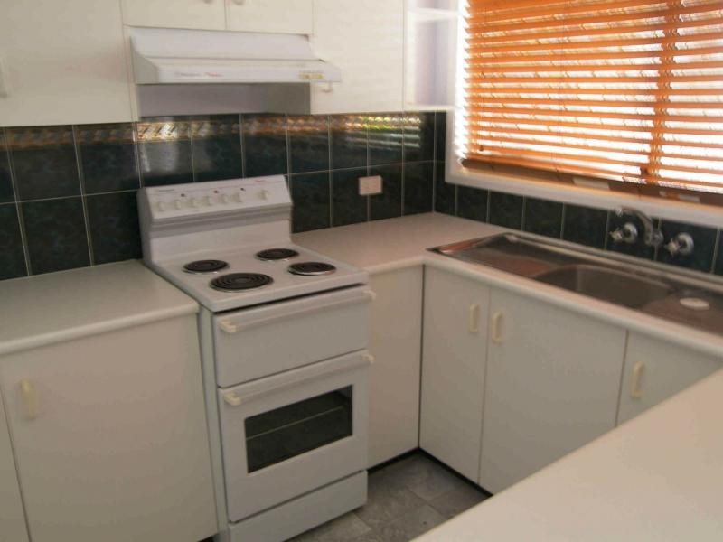 Unit 2/11 Willi Street, Warwick QLD 4370
