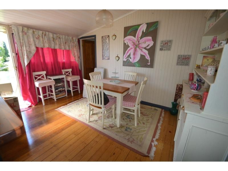 77 Pratten Street, Warwick QLD 4370