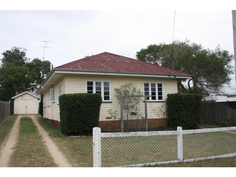 49 Gore Street, Warwick QLD 4370