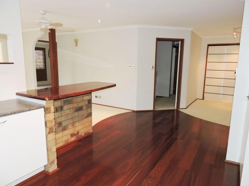 24 Peace Street, Rosenthal Heights QLD 4370