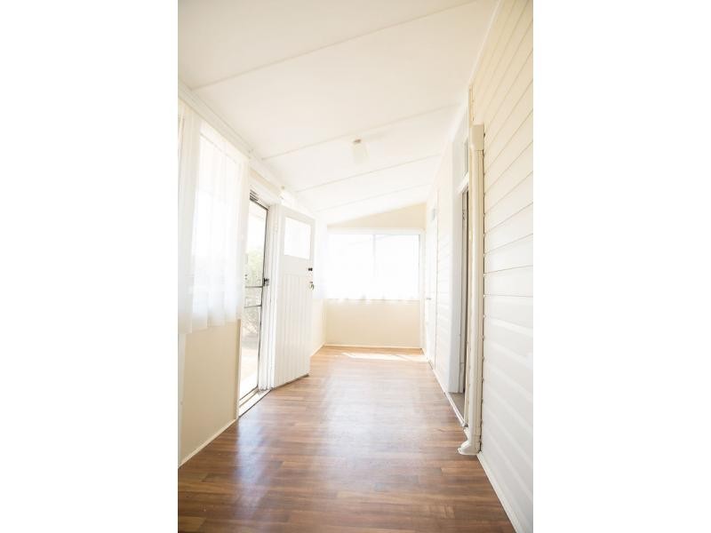 8 Pine Street, Warwick QLD 4370