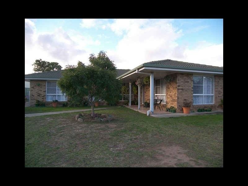 9 Finch Street, Warwick QLD 4370